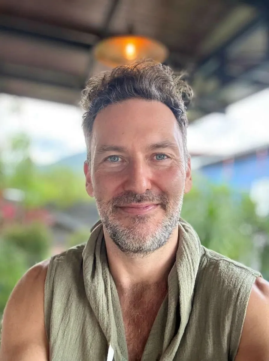 Liran Jakob Rosenfeld, pod facilitator