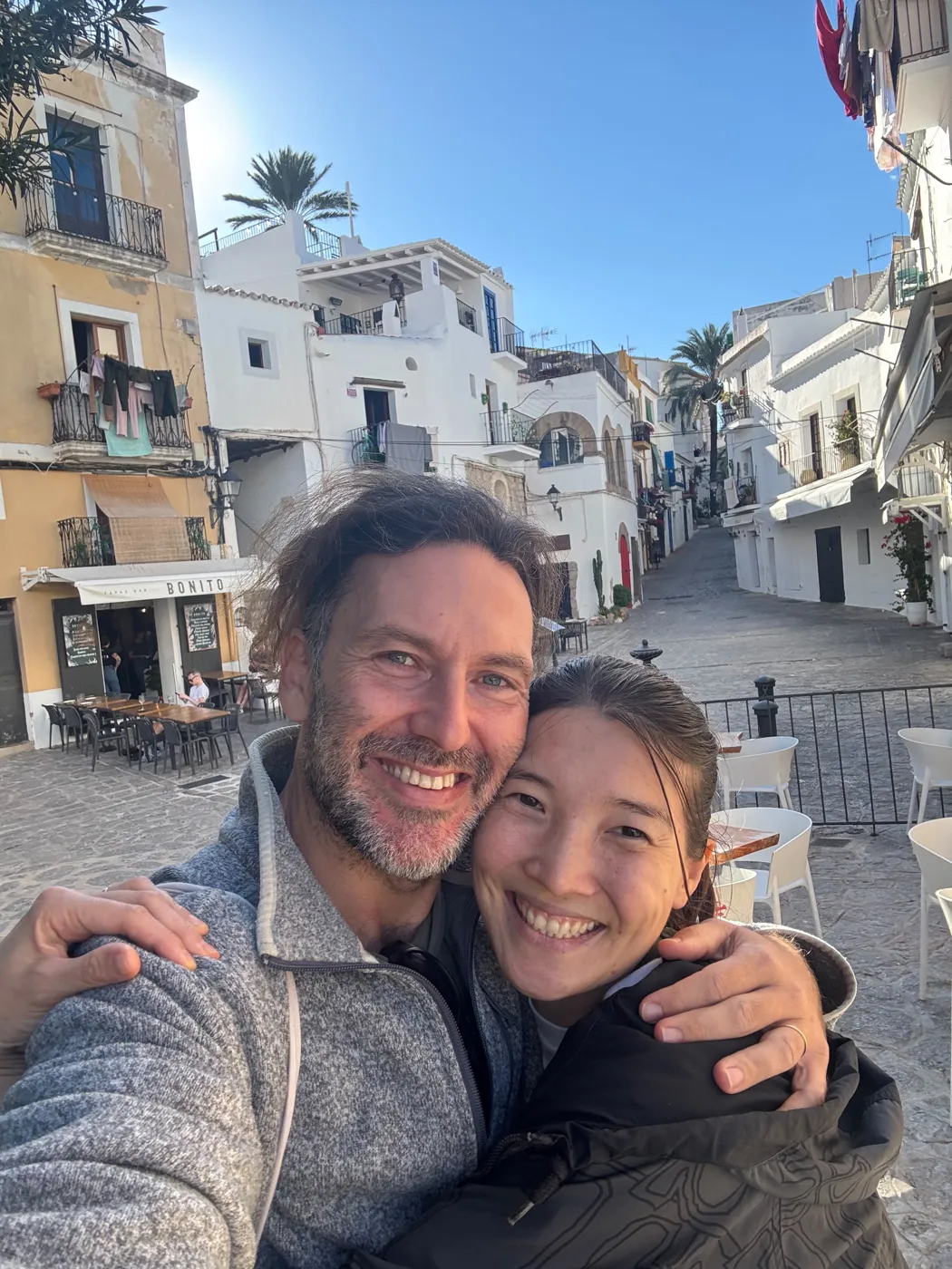 Liran Jakob Rosenfeld taking a selfie with Laura